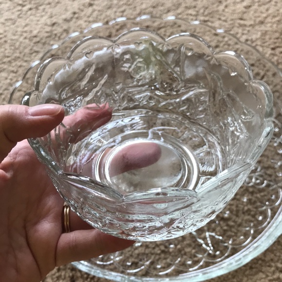 Vintage Spring Garden Chip & Dip Set by INDIANA GLASS - Picture 7 of 11